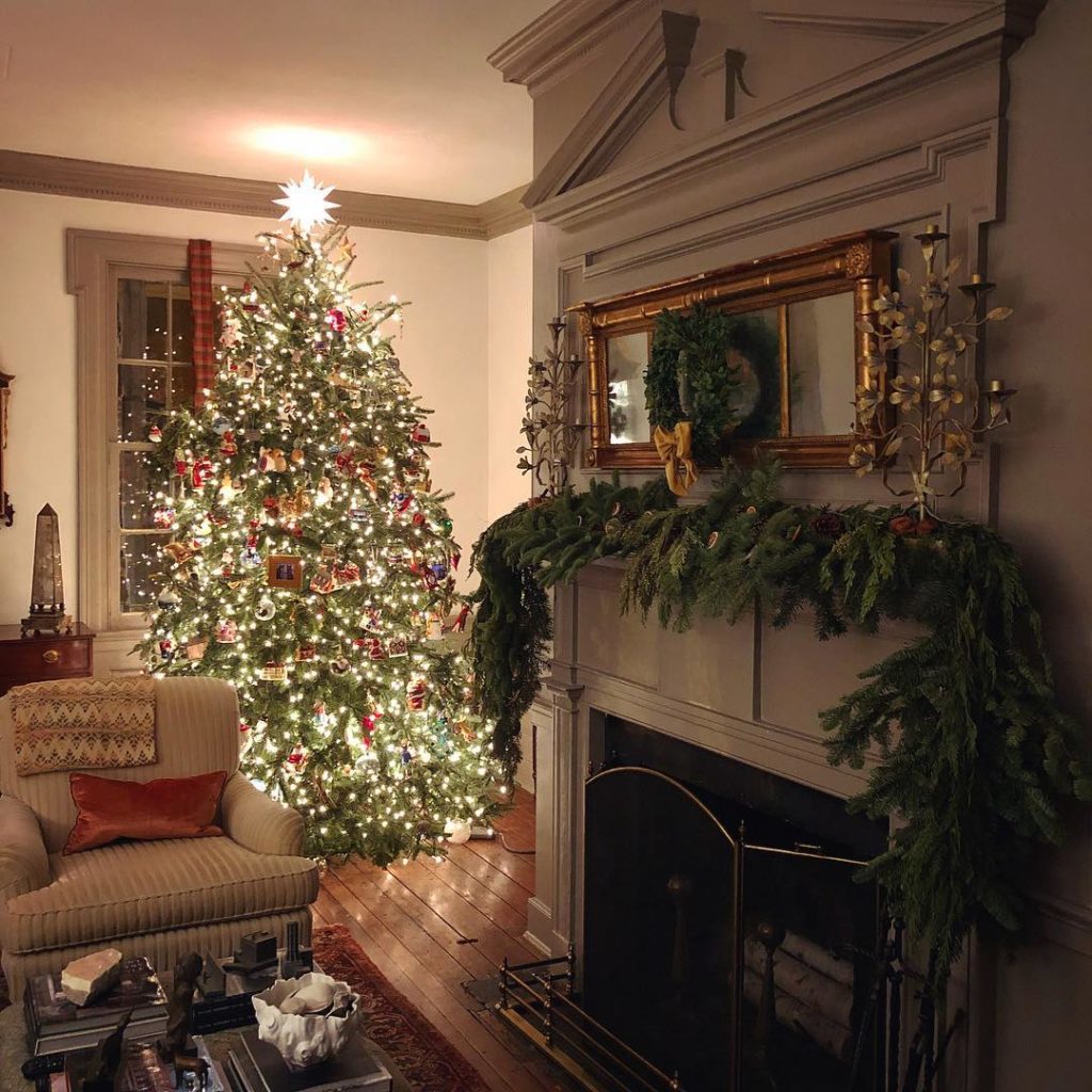 Habitually Chic® » Brian Branton’s Charming Christmas Decorations