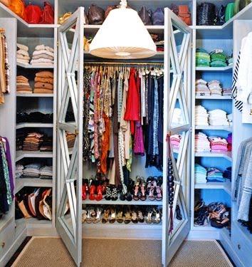 How to Clean Out Your Closet for the New Year - ClosetWorld