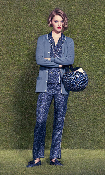 Louis Vuitton Women's Pajamas  Louis vuitton, Monogrammed pajamas, Pajamas